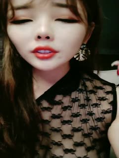 女神级刚下海美女，情趣装拨开丁字裤. 海报